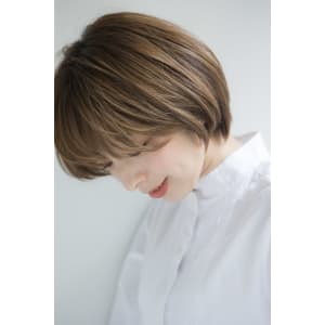 【miel hair新宿】ひし形シルエット束感ショート