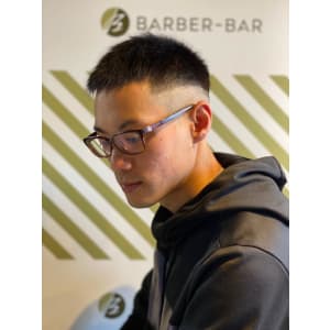 クロップスタイル【BARBER-BAR】