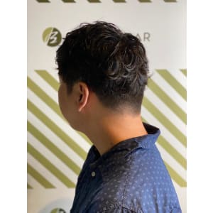 大人のパーマスタイル【BARBER-BAR】