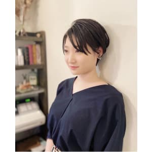 ショートヘア