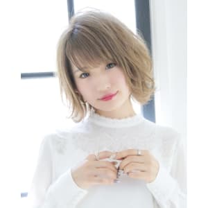愛されフェミニンボブ　吉城