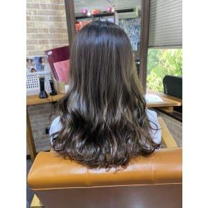 アッシュベージュ【mertie 錦糸町】