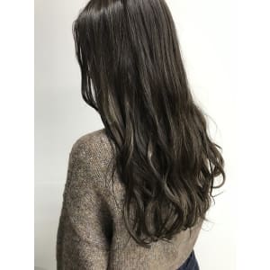 イルミナカラー - Ease by amble luxe 北千住【イース バイ アンブル リュクス キタセンジュ】掲載中