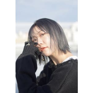 【CHESTER】グレージュカラー 切りっぱなし　