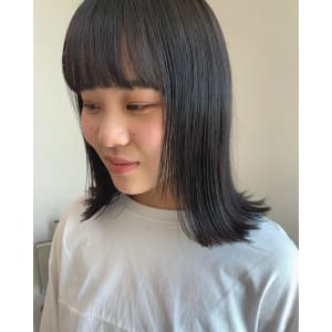 プツッとボブロブ/顔まわりレイヤー/naomi