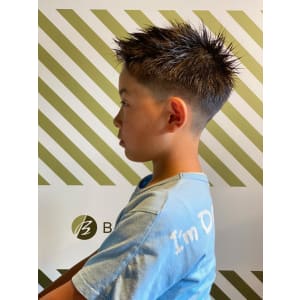 キッズカット【BARBER-BAR】