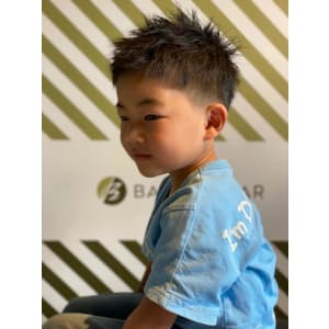 キッズカット【BARBER-BAR】