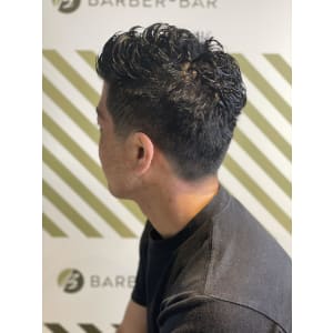 大人の刈り上げショートスタイル【BARBER-BAR】