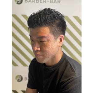 大人の刈り上げショートスタイル【BARBER-BAR】
