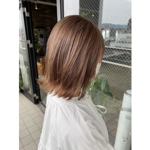【CHESTER】 春カラー ミルクティーカラー 透け感 - 髪質改善 SEPT. 天神大名【カミシツカイゼン セプト テンジンダイミョウ】掲載中