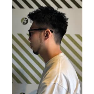 大人のパーマスタイル【BARBER-BAR】
