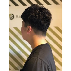 大人のパーマスタイル【BARBER-BAR】