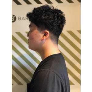 大人のパーマスタイル【BARBER-BAR】