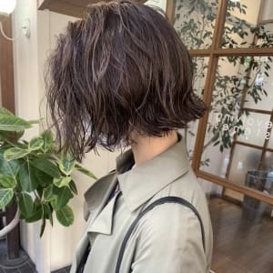 《中目黒サロンe's》質感◎ニュアンスパーマ【Genta】