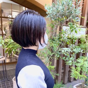 《中目黒サロンe's》シンプル◎大人のショートボブ【小林】