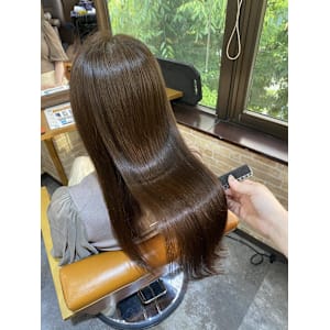 ナチュラルブラウン【艶髪　髪質改善】