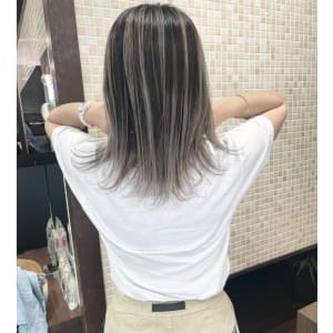 ★プラチナベージュ×バレイヤージュ★