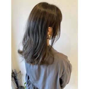 【latte atelier】ブリーチカラー
