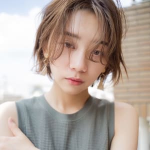 《中目黒サロンe's》大人の愛され抜け感ボブ【佐久間】