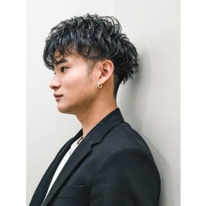 ツーブロックショートマッシュソフトスパイラルパーマ