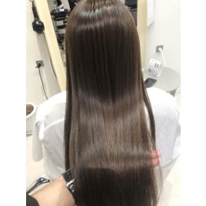 髪質改善ストレートヘア - unique x KENJE 町田【ユニークバイケンジ マチダ】掲載中