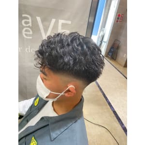 パーマ×スキンフェードスタイル - BRaeVE hair design【ブレイブ　ヘア　デザイン】掲載中