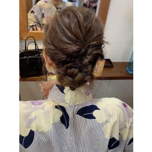 浴衣にぴったり。ヘアアレンジ