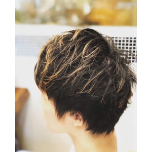 ブリーチメッシュ - HAIR Desing Aprile【ヘアーデザインアプリーレ】掲載中