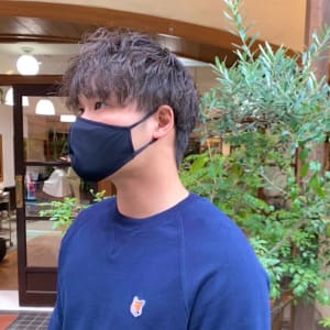 《中目黒サロンe's》実力派サロンのマッシュパーマ【諸星】