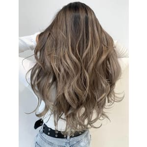 アッシュブラウンバレイヤージュ