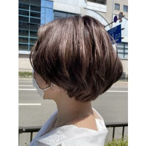 《透明感!のラベージュ♪》マッシュボブはコンパクトが可愛い♪ - u'i by first【ウイ バイ ファースト】掲載中