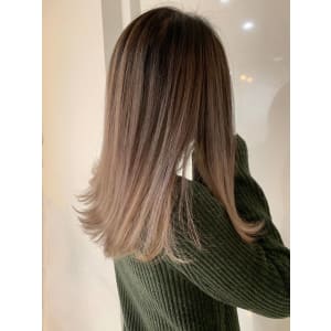 ベージュグラデーション