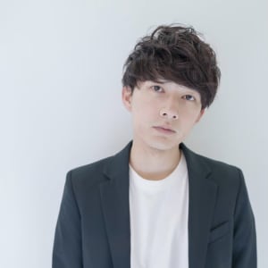 《中目黒サロンe's》実力派サロンのカジュアルパーマ【諸星】