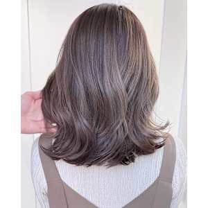 ミルクティーベージュ