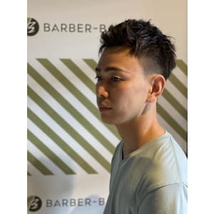 大人のショートスタイル【BARBER-BAR】
