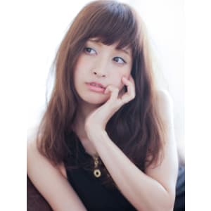 フェミカール×厚めバング