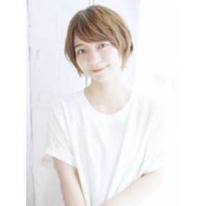 ハイトーンニュアンスカールショート