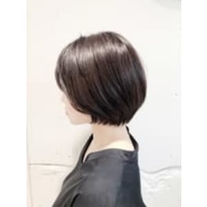 ほめられショートボブ