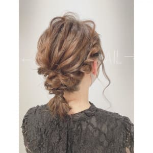 洋装ヘアスタイル