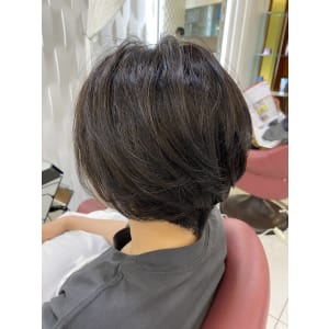 10代20代首元スッキリショートスタイル - QUALIS 赤塚店【クオリスアカツカテン】掲載中