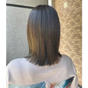 ぱつっとボブ×オリーブベージュカラー - 半個室型美容室 Sourire 春日店【ハンコシツガタビヨウシツ スーリール カスガテン】掲載中