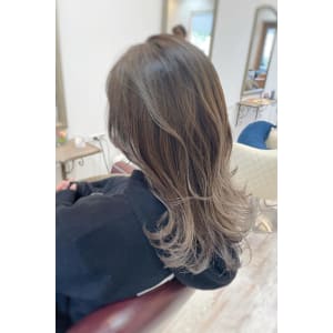 【latte atelier】バレイヤージュ♪