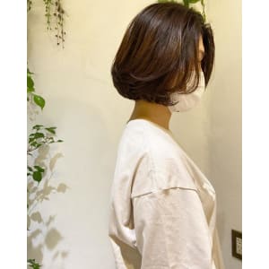 ～大人女性のキレイめふんわりボブ～