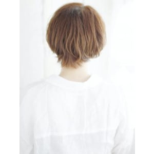 ふんわりトップのユルカールスタイル