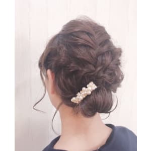 お出掛けヘアアレンジ - 髪質改善&hair grandage 北千住【カミシツカイゼンアンドヘア グランアージュキタセンジュ】掲載中