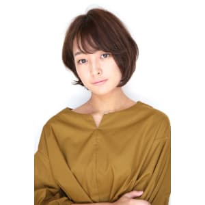 ツヤ感重視の耳かけショートスタイル - 髪質改善&hair grandage 北千住【カミシツカイゼンアンドヘア グランアージュキタセンジュ】掲載中