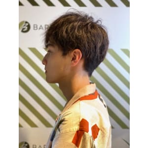 大人のショートスタイル【BARBER-BAR】