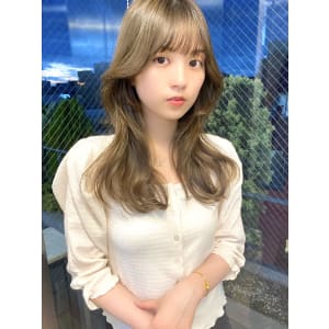 上品な艶ブラウン