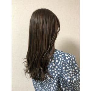 イエベ春にはやっぱりベージュ☆