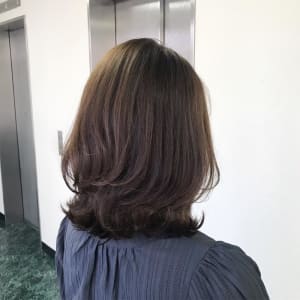 ミディアムレイヤーカット